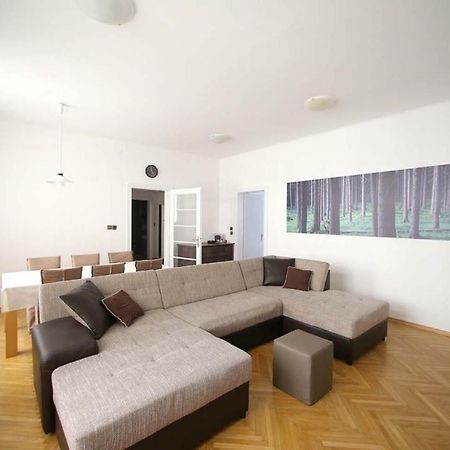 Skyscraper Apartment Tour As Ljubljana Ngoại thất bức ảnh