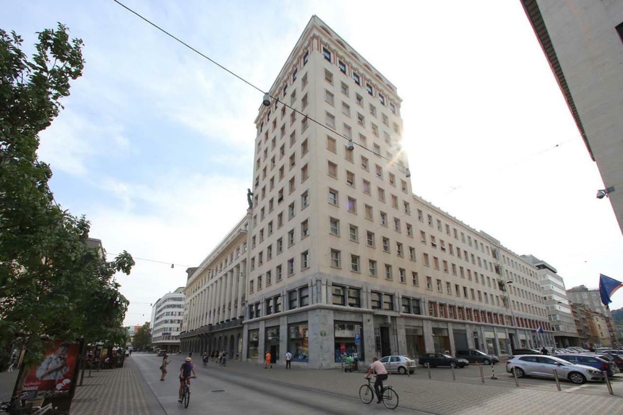 Skyscraper Apartment Tour As Ljubljana Ngoại thất bức ảnh